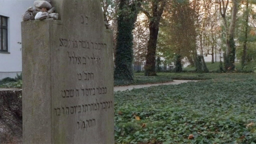 Могила мюллера в москве