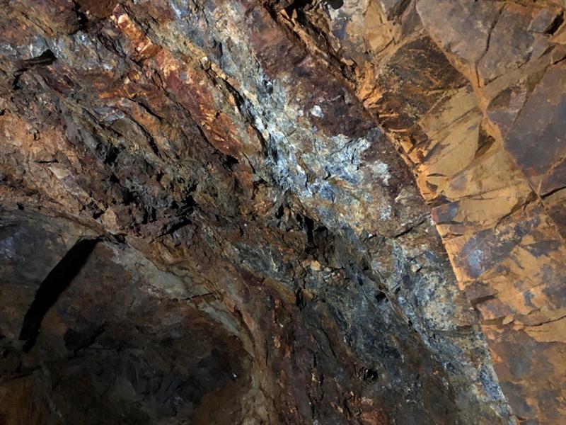 Photo of a mineral seam.