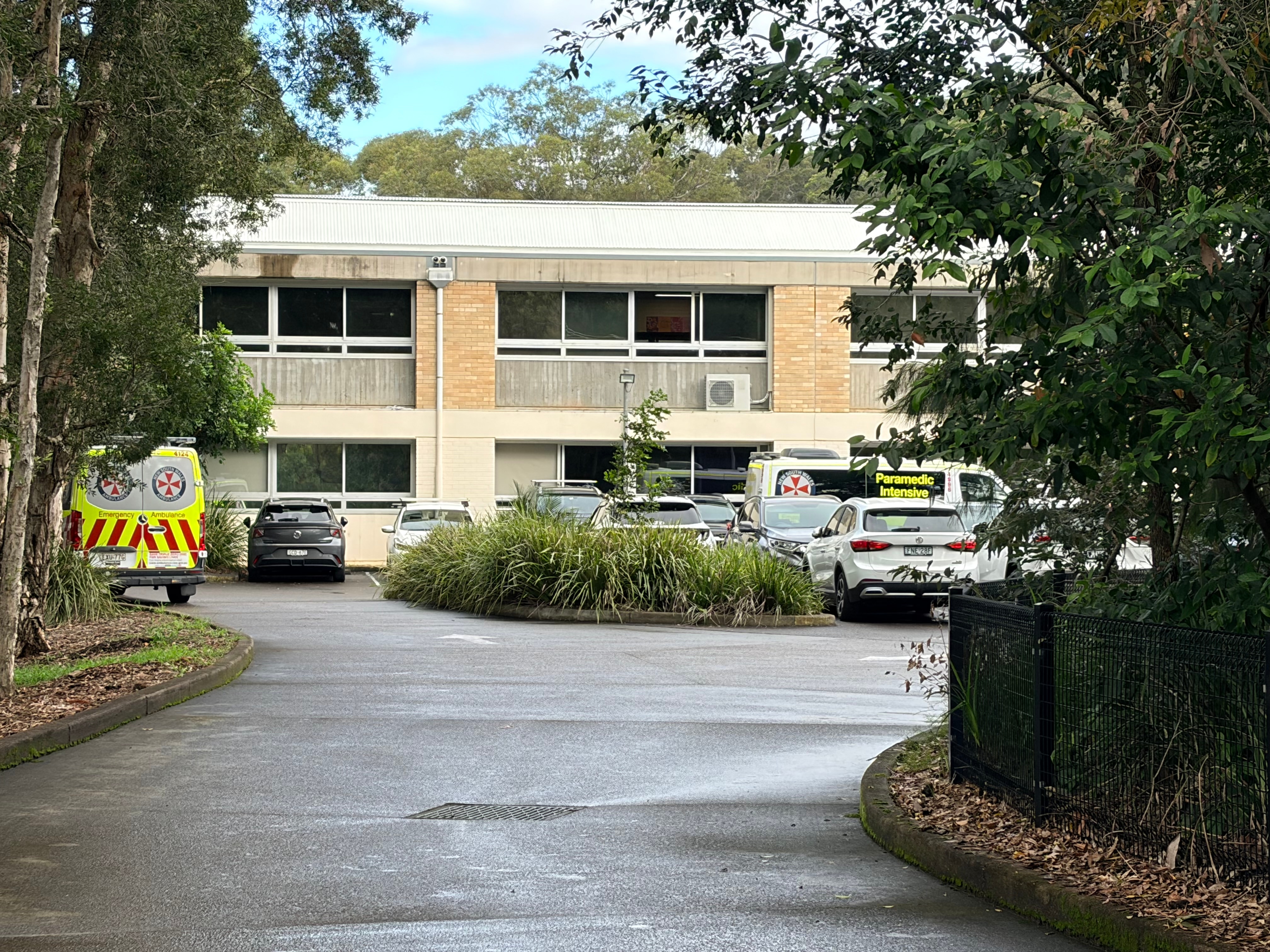 Students in hospital after MDMA 'overdose' at NSW school