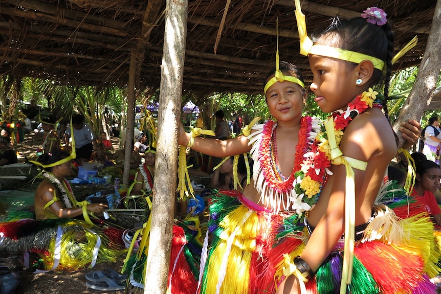 Children prepare to perform at Yap festival