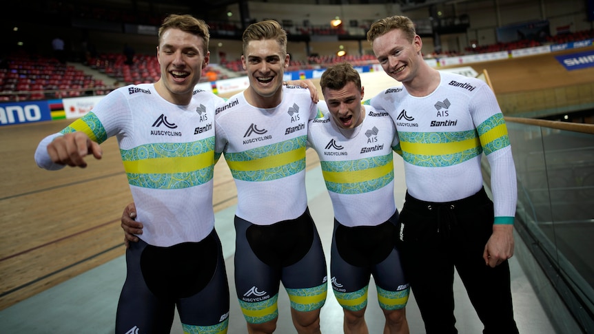 L’équipe australienne masculine de sprint cycliste bat les Pays-Bas pour remporter l’or lors de la première journée des championnats du monde sur piste