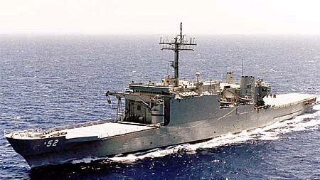 HMAS Manoora before it was decommissioned in May 2012.