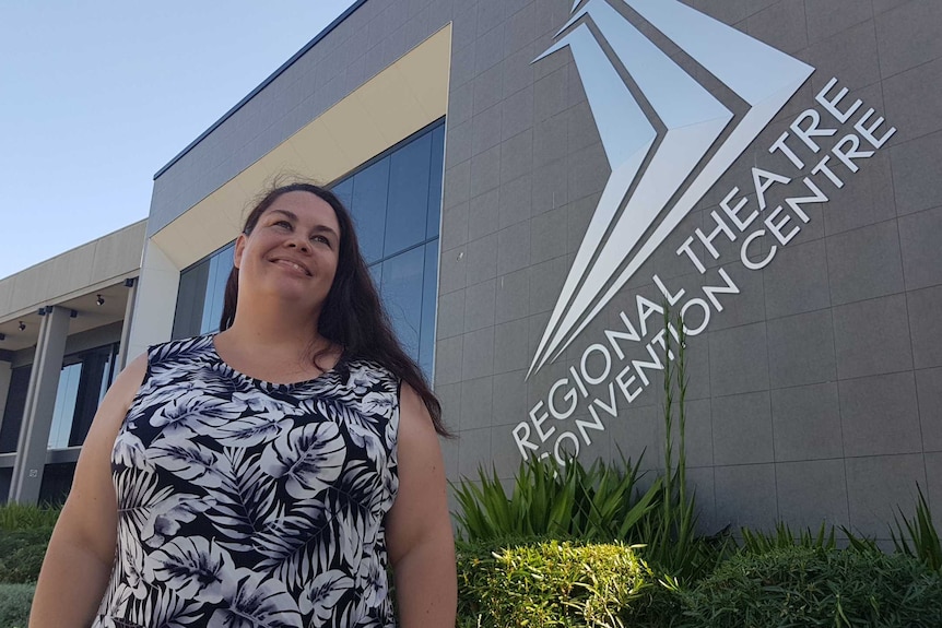 Dubbo woman in front of regional theatre