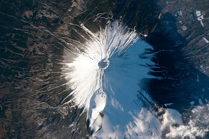 An image of Mount Fuji taken from space