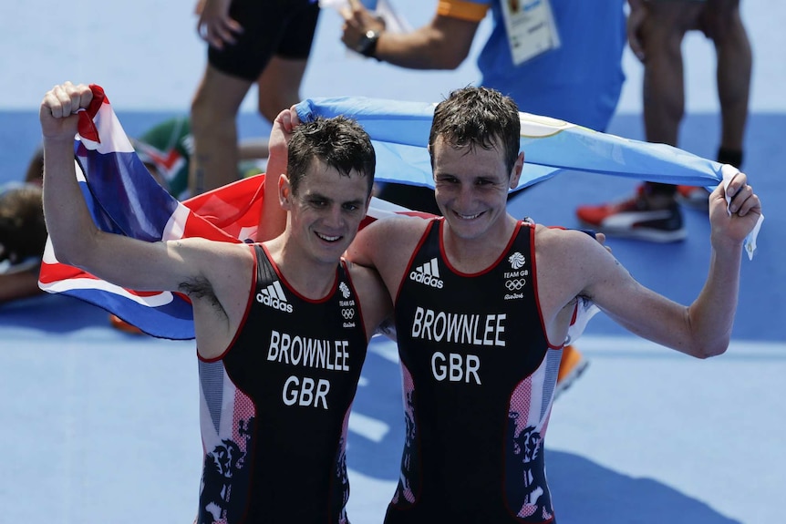 Brownlee brothers celebrate Olympic victory