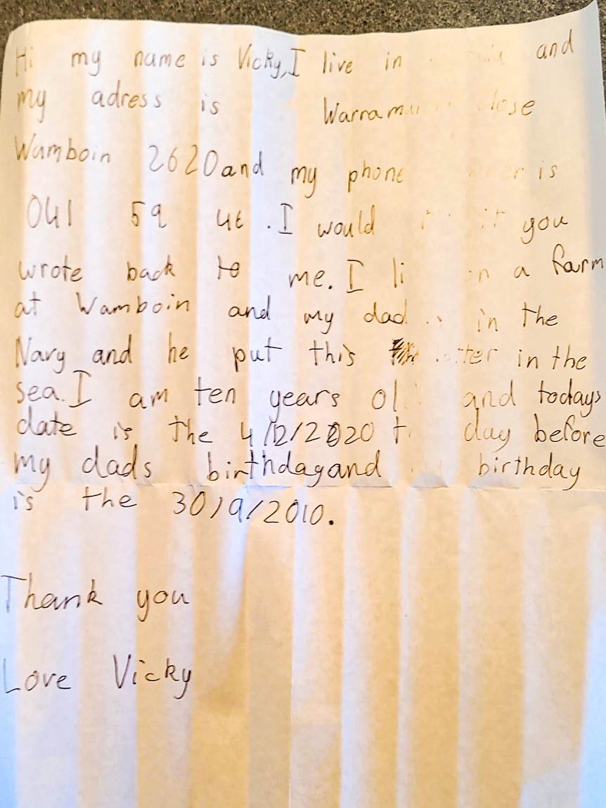Vicky's handwritten letter introducing herself and writing the date.
