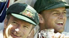 Steve Waugh with replica of Ashes trophy, January 2003