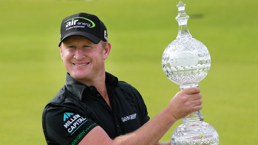 Wales' Jamie Donaldson has won his first European tour event in 10 years at the Irish Open.