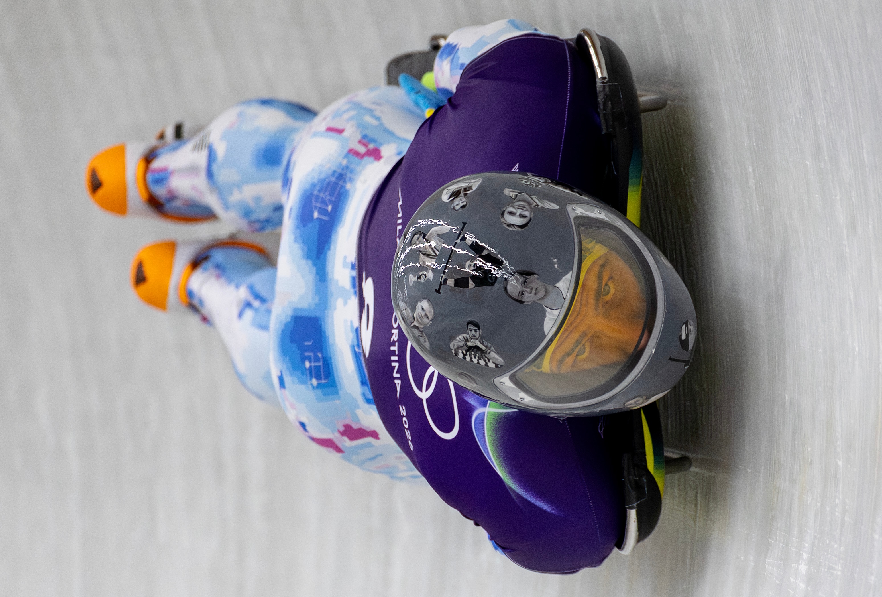 Quick hits: Banned helmets, successful surgery and maple syrup power