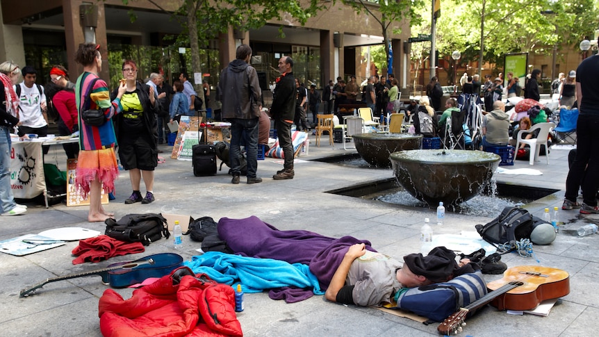 Demonstrators gather for the Occupy Sydney protest. (AAP: Christopher Samuel)