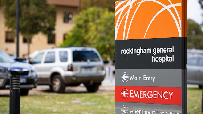 A sign that says Rockingham General Hospital