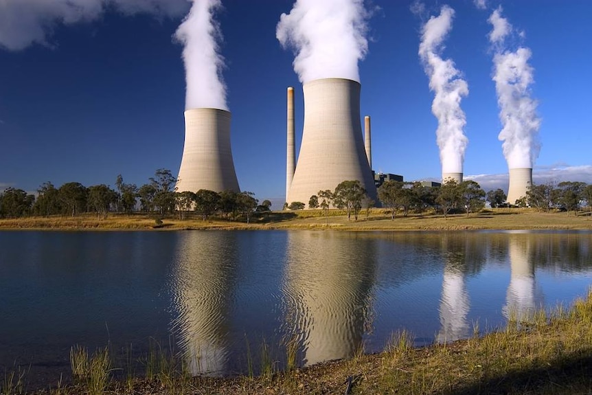 Las chimeneas de la central eléctrica de Bayswater.