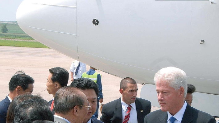 Mr Clinton is the highest-level American to visit North Korea since Madeleine Albright in 2000.