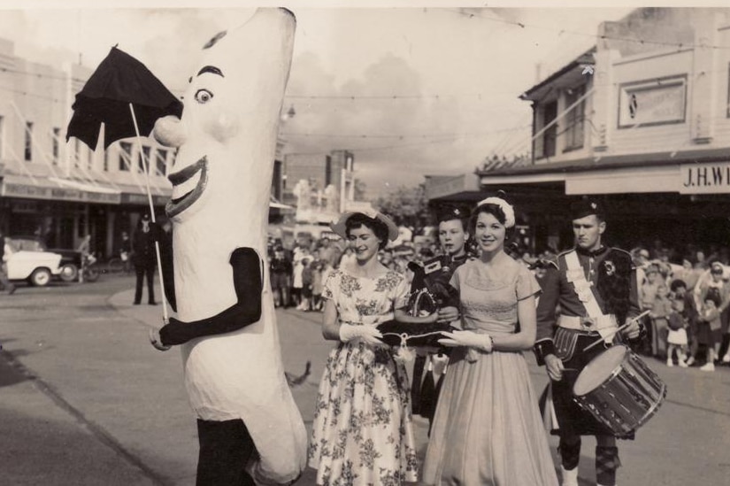 A man wears the Banana Jim costume in Murwillumbah's Banana Festival parade in 1959