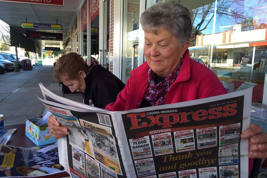 Gemma Collins reading Cooma-Monaro Express.