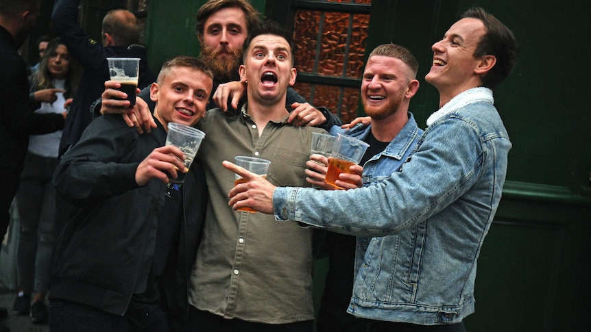 British blokes at the pub