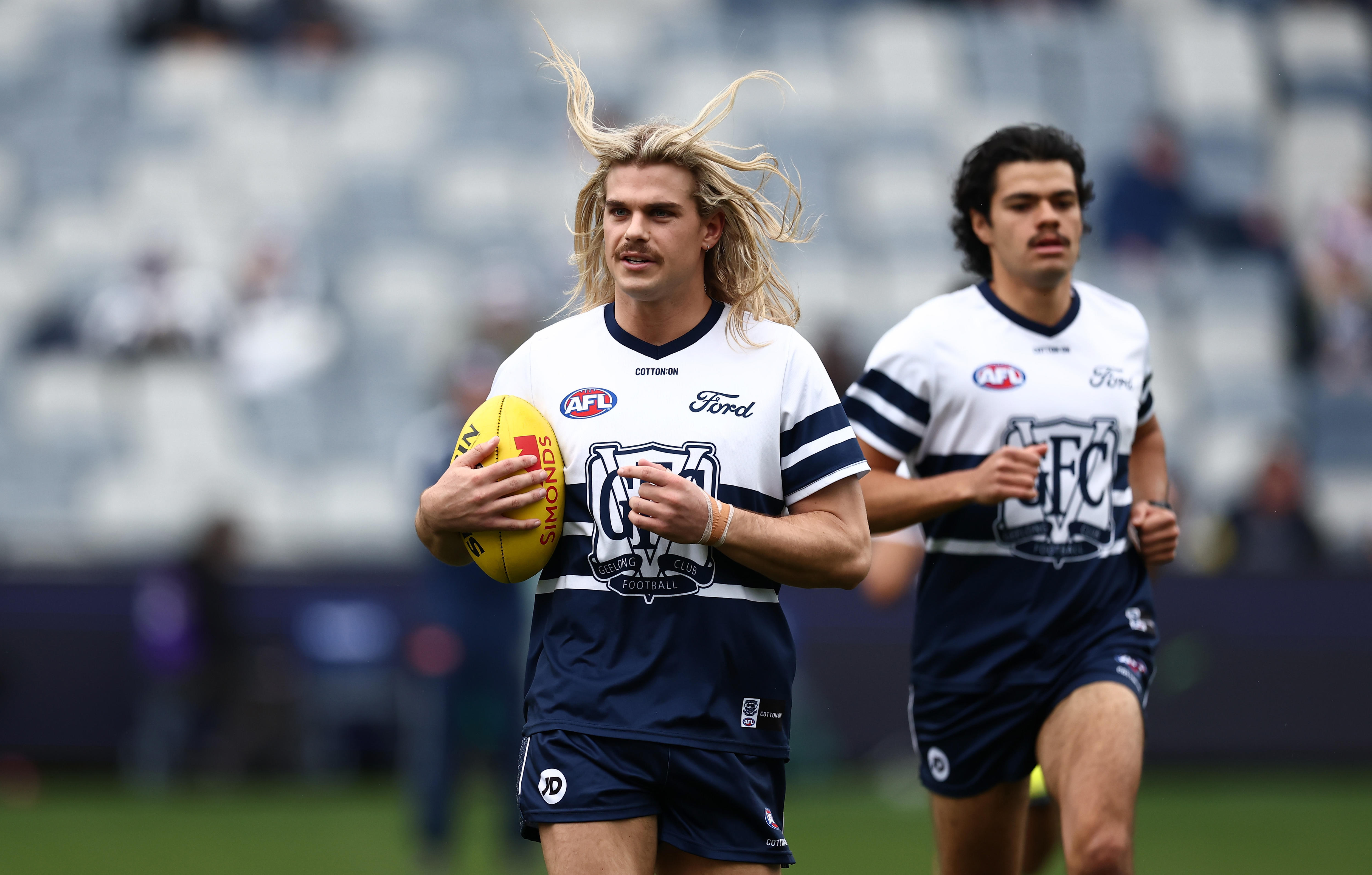 Live: Cats host Dons amid concussion scandal, Swans look to cement top-two spot