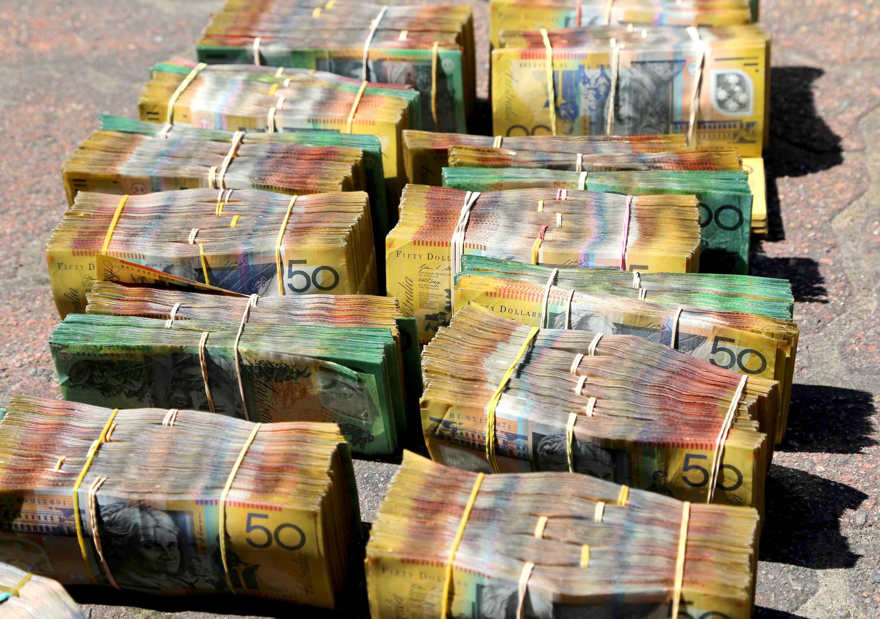 illegal tobacco bust sydney 12 charged, cocaine and $700,000 seized after multi-million-dollar cigarette -smuggling operation busted in Sydney