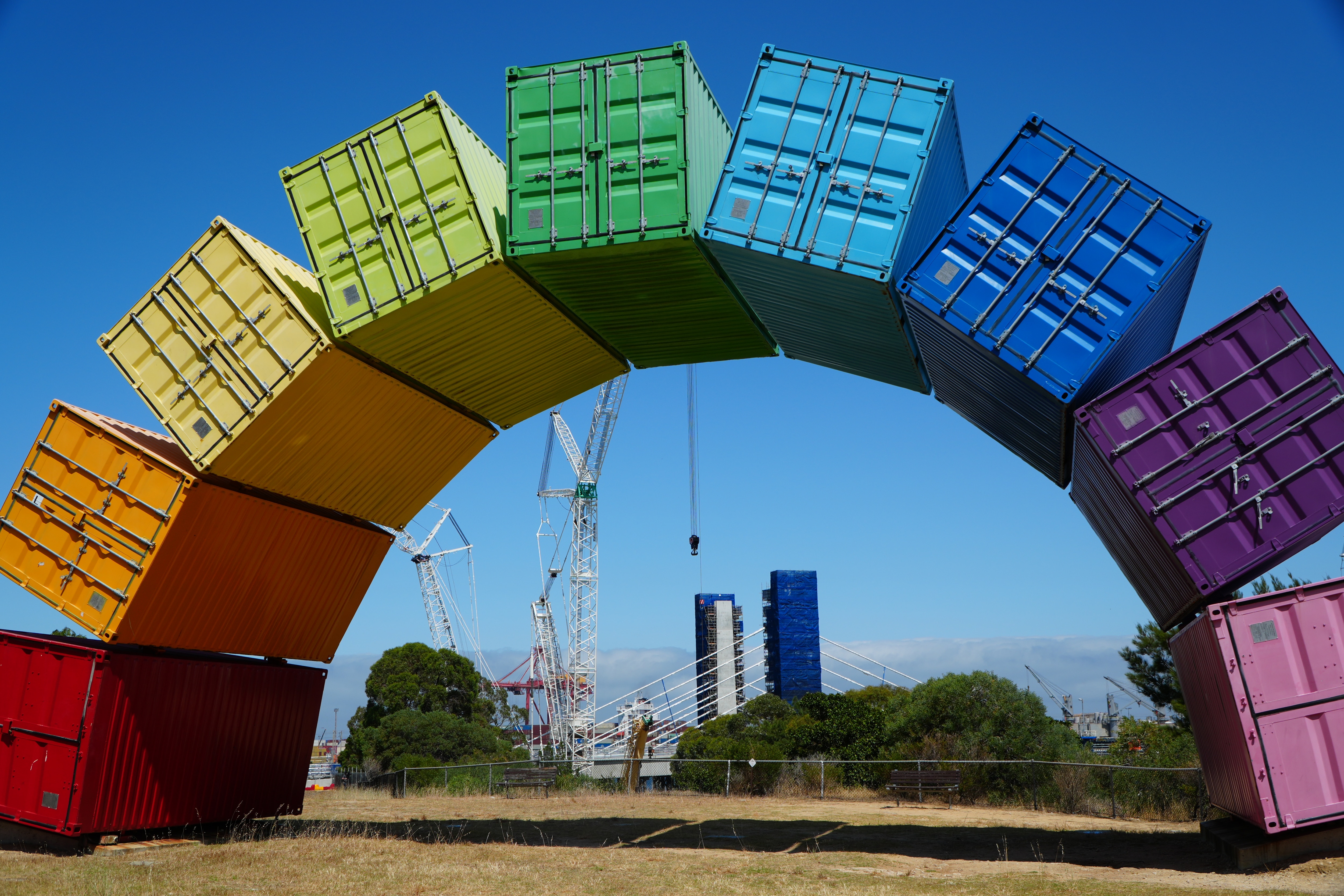 Price hike warning from transport industry as Fremantle bridge closes
