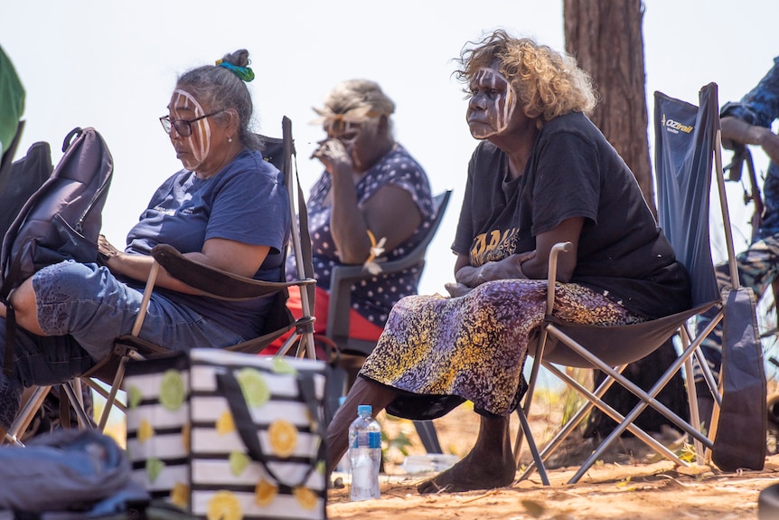 Tiwi locals watch on during the on-country Federal Court hearing on the islands.