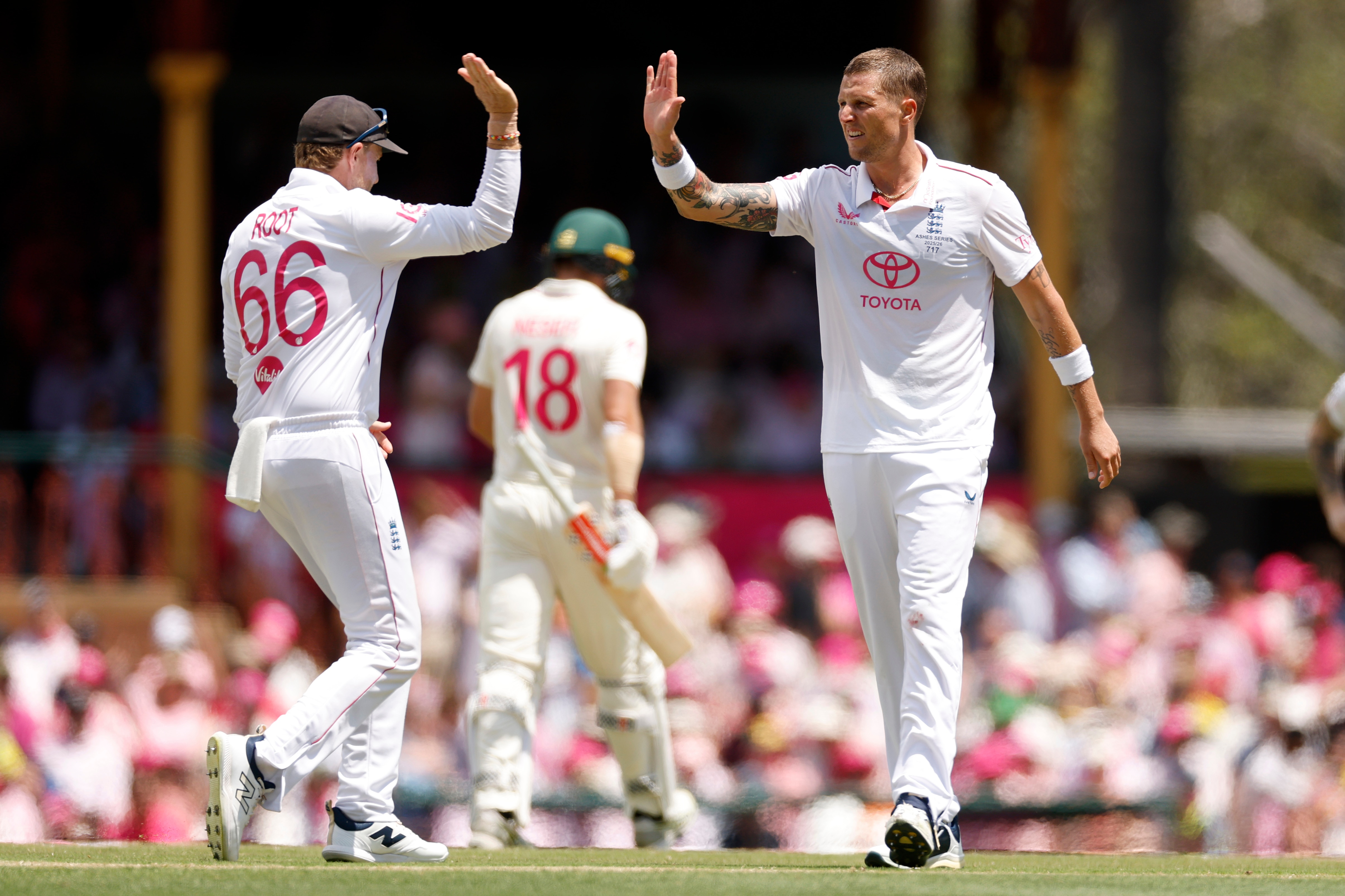 Live: Neser finally out after Head dropped twice in horror session for England