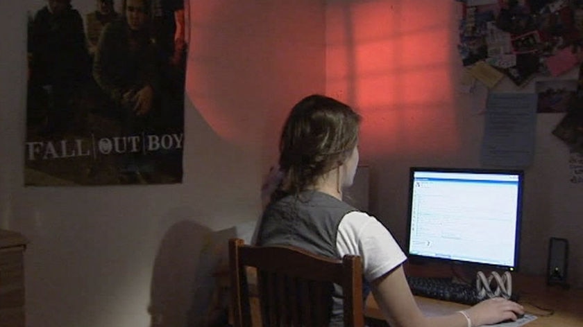 Experts say 14 to 15 per cent of Australian children have been cyber bullied.