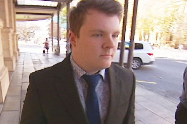 Former Adelaide childcare worker Cameron Stinear admits to sex with 13-year- old boy - ABC News
