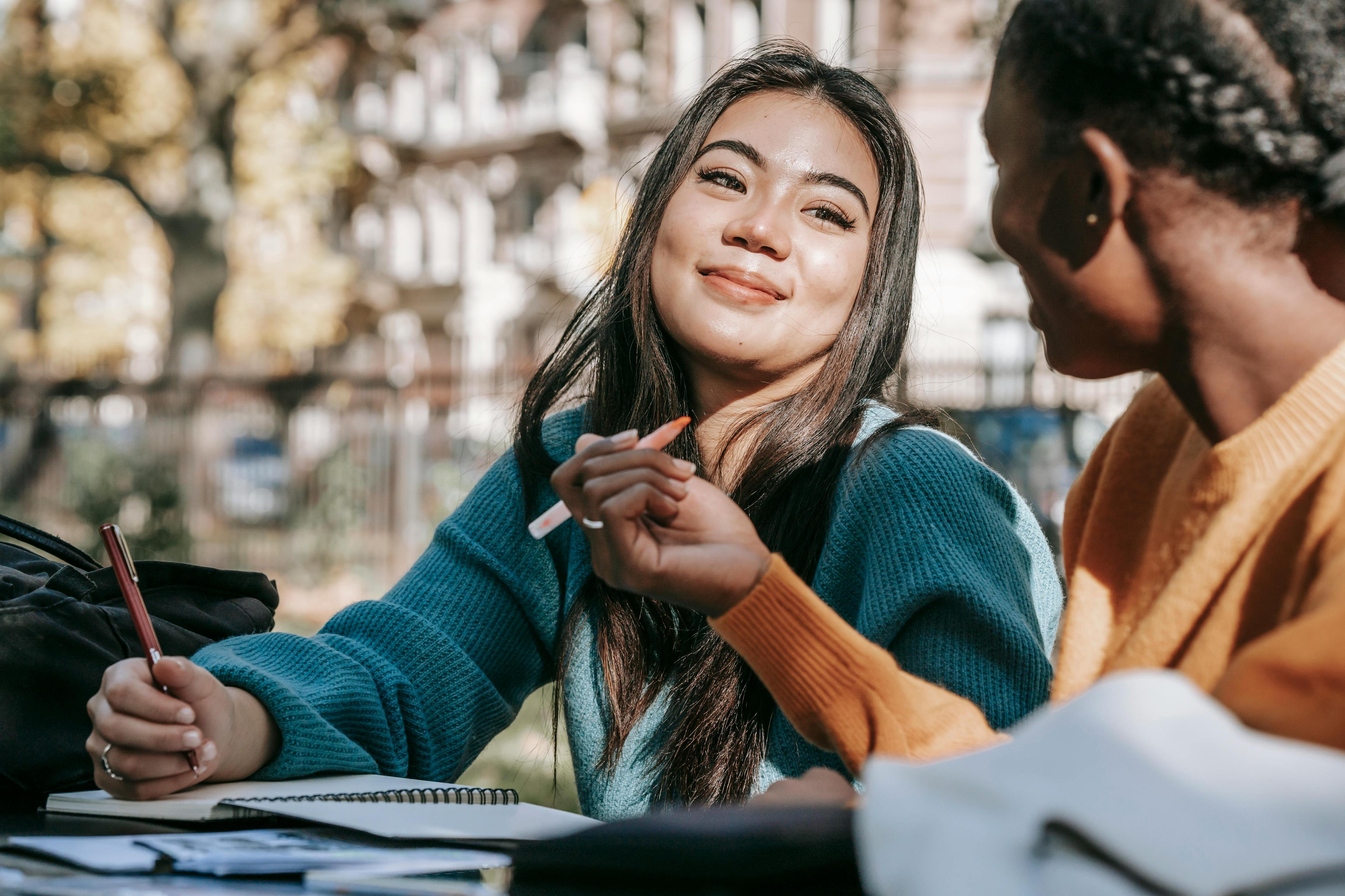 Can You Be Friends With Someone You’re Attracted To?