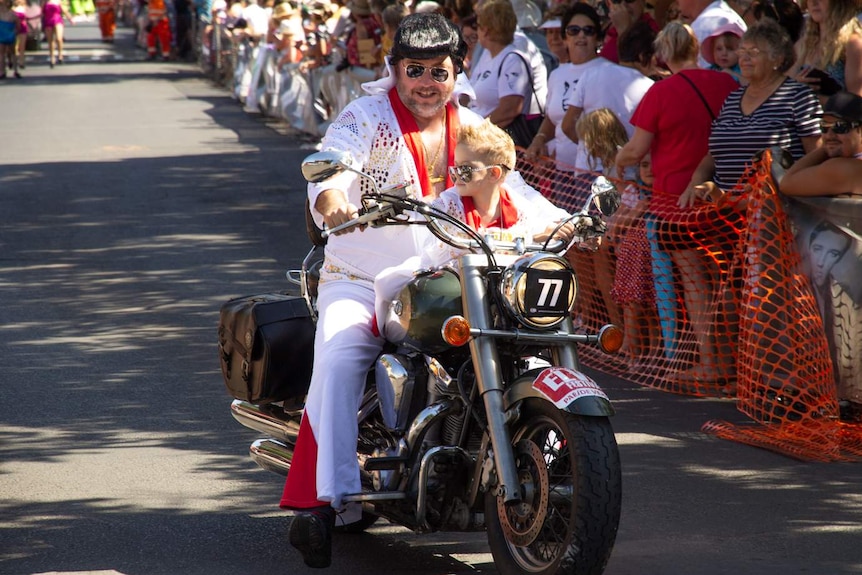 Bikie Elvis