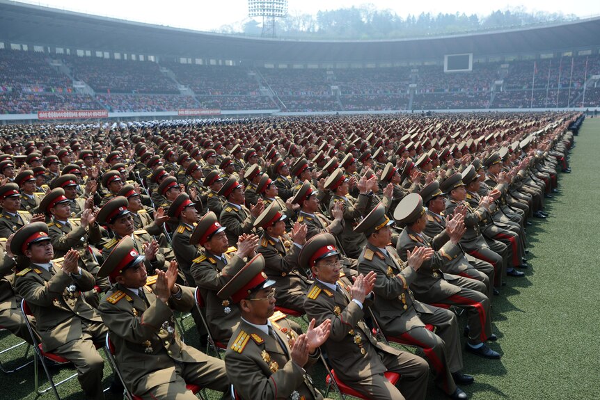 Thousands show support to North Korea regime