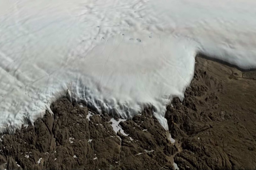 An animation of the edge of a glacier in Greenland.