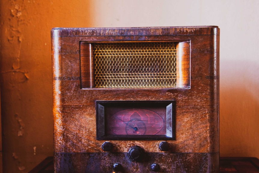 An old radio.