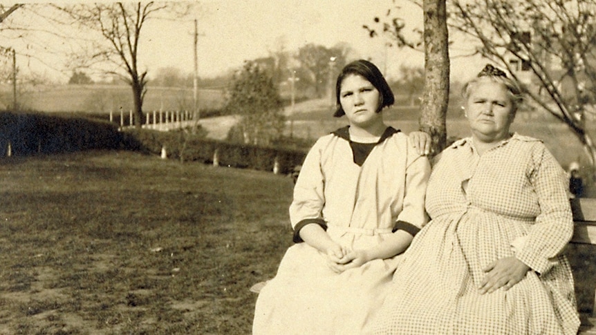 Carrie Buck and her mother Emma Buck