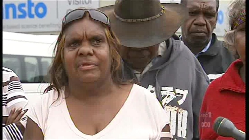 Muckaty Station owners visit nuclear reactor