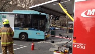 Melbourne bus crashes into pole
