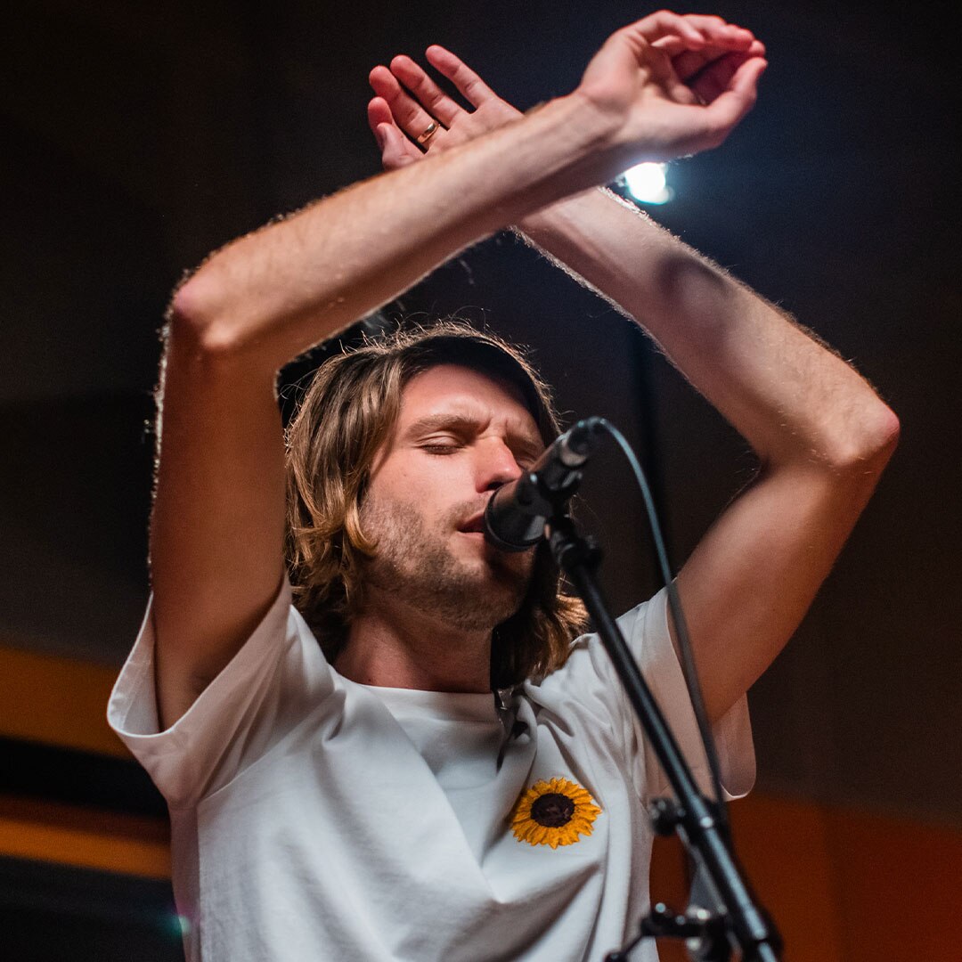 Mansionair cover Labrinth's 'Still Don't Know My Name' for Like A Version episode artwork