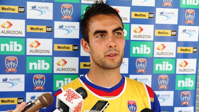 Jets goalkeeper Mark Birighitti is expecting a tough clash with Perth Glory.