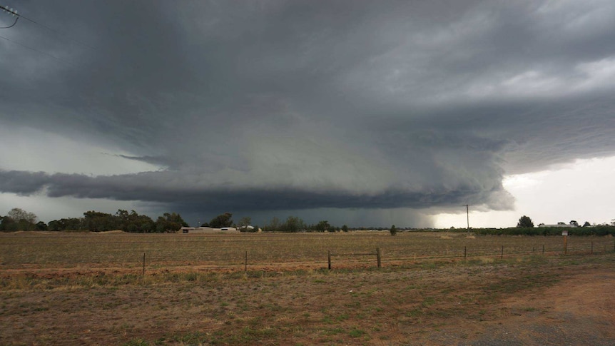 The BOM warned residents in Shepparton to stay indoors after a reported tornado moved towards the city.