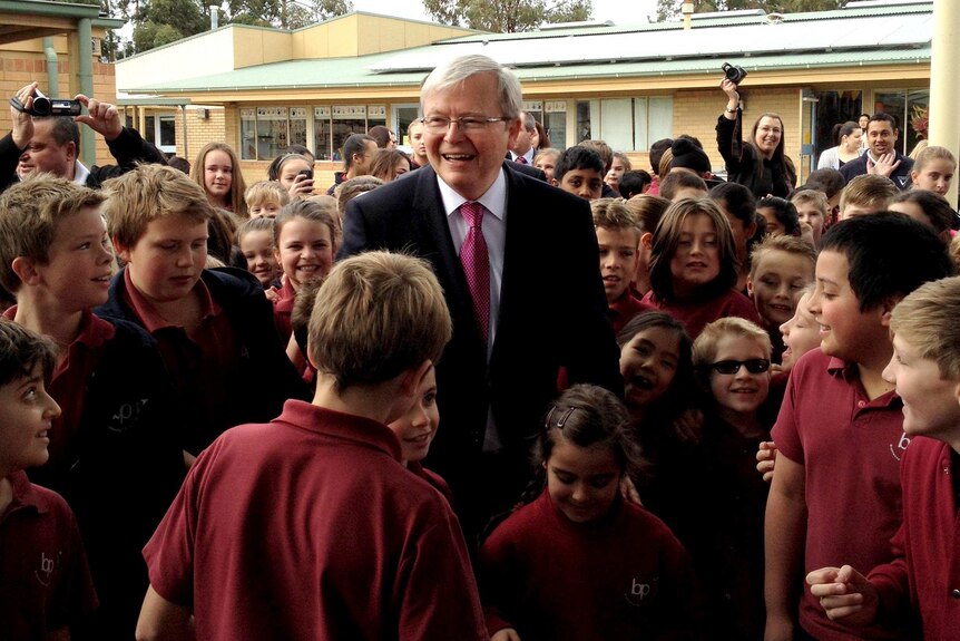 Prime Minister Kevin Rudd visits Brentwood Park Primary School in Berwick.