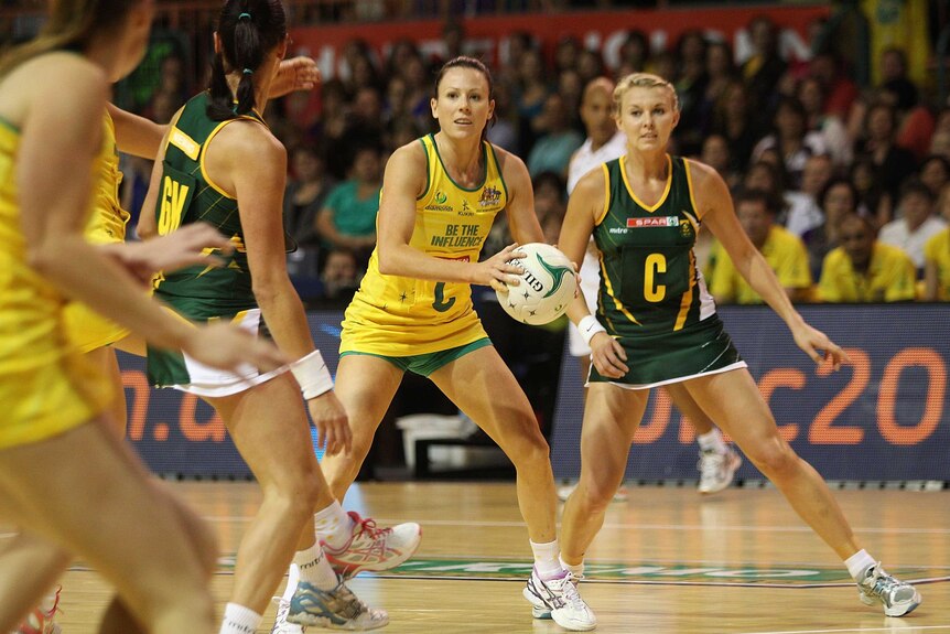 Australian skipper Natalie Von Bertouch passes the ball during the Diamonds win over South Africa