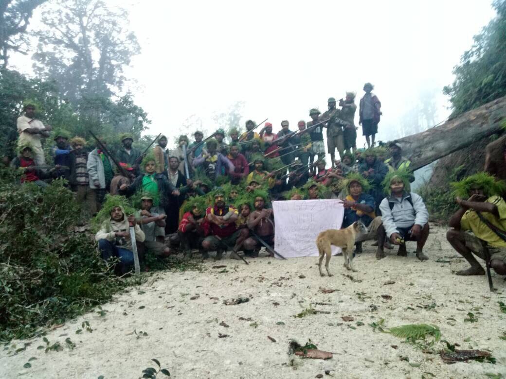 PNG landowners block access to gas wells over royalty disputes - ABC News