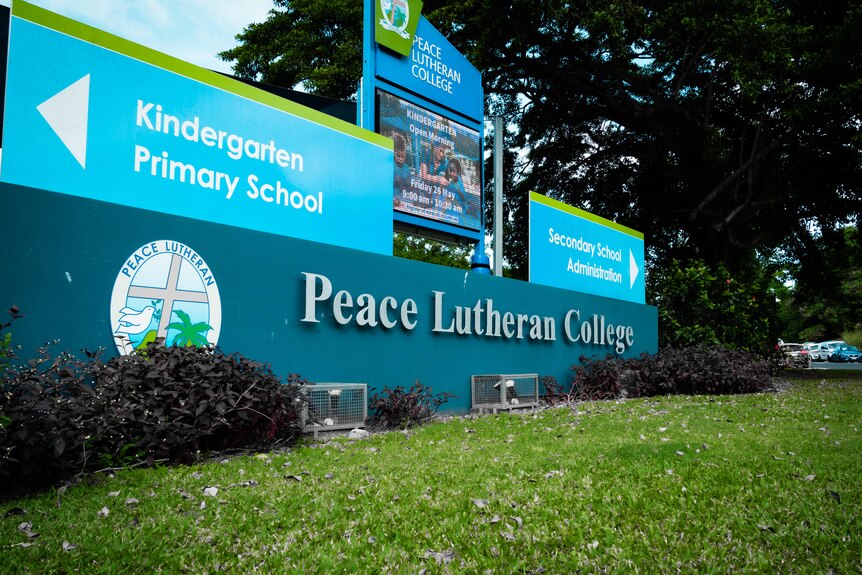 Entrance statement of Peace Lutheran School.