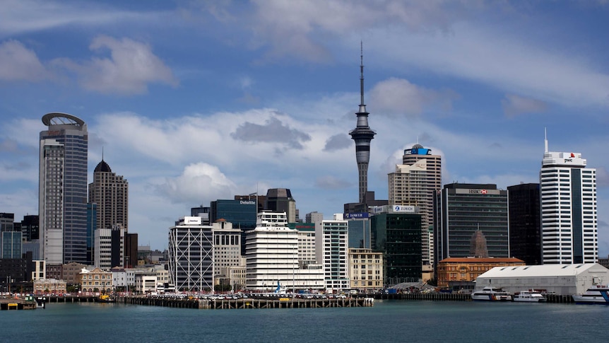 Daytime photo of Auckland city skyline.