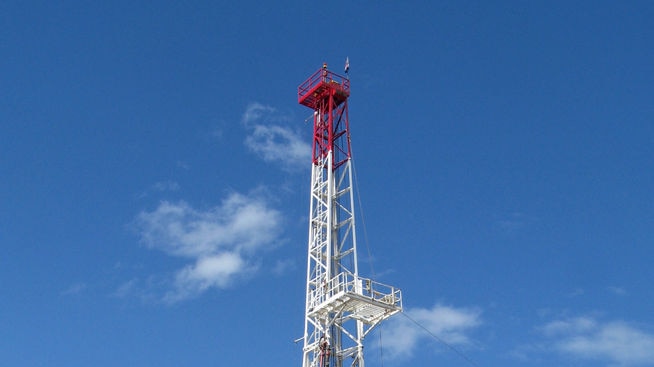 Great South Land Minerals oil exploration rig at Bellevue, near Bronte Park. Tas. Feb 2009