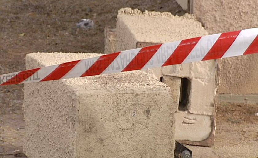 Pillar's age questioned in death probe - ABC News
