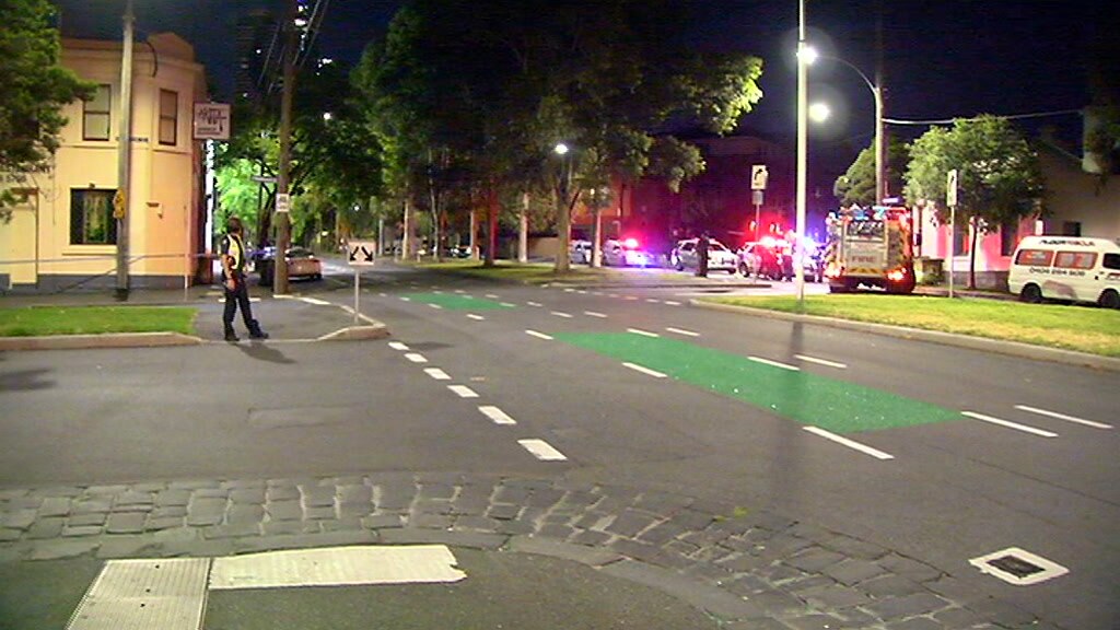 Melbourne stabbings leave one man dead, two seriously injured - ABC News