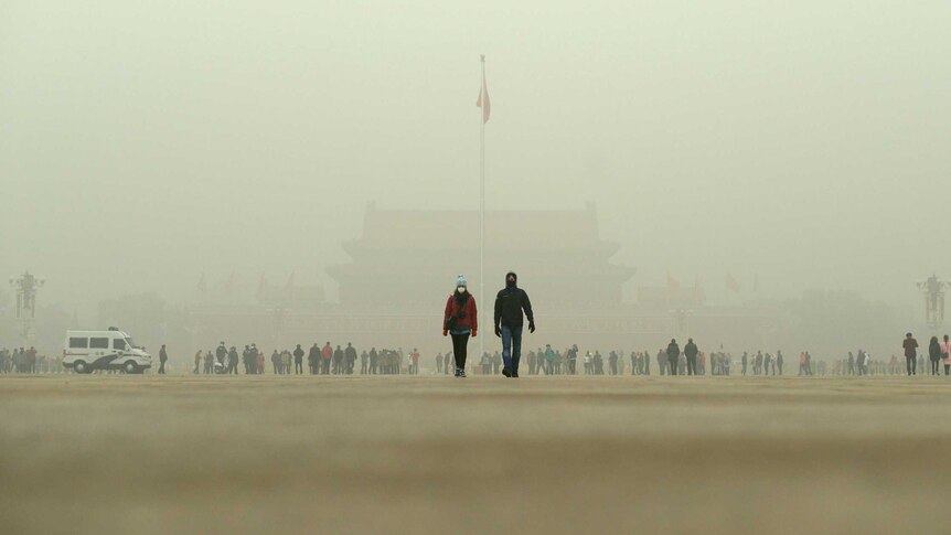 Combo photo shows the difference between a clear day and a polluted day.