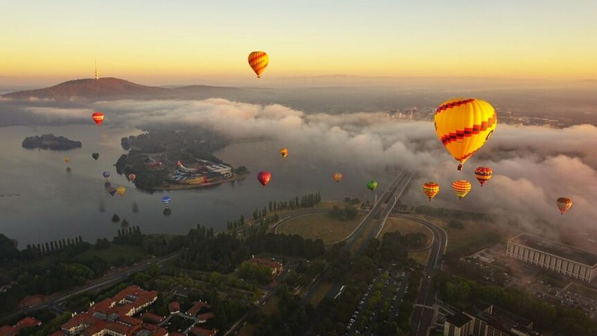 Canberra Balloon Spectacular 2015