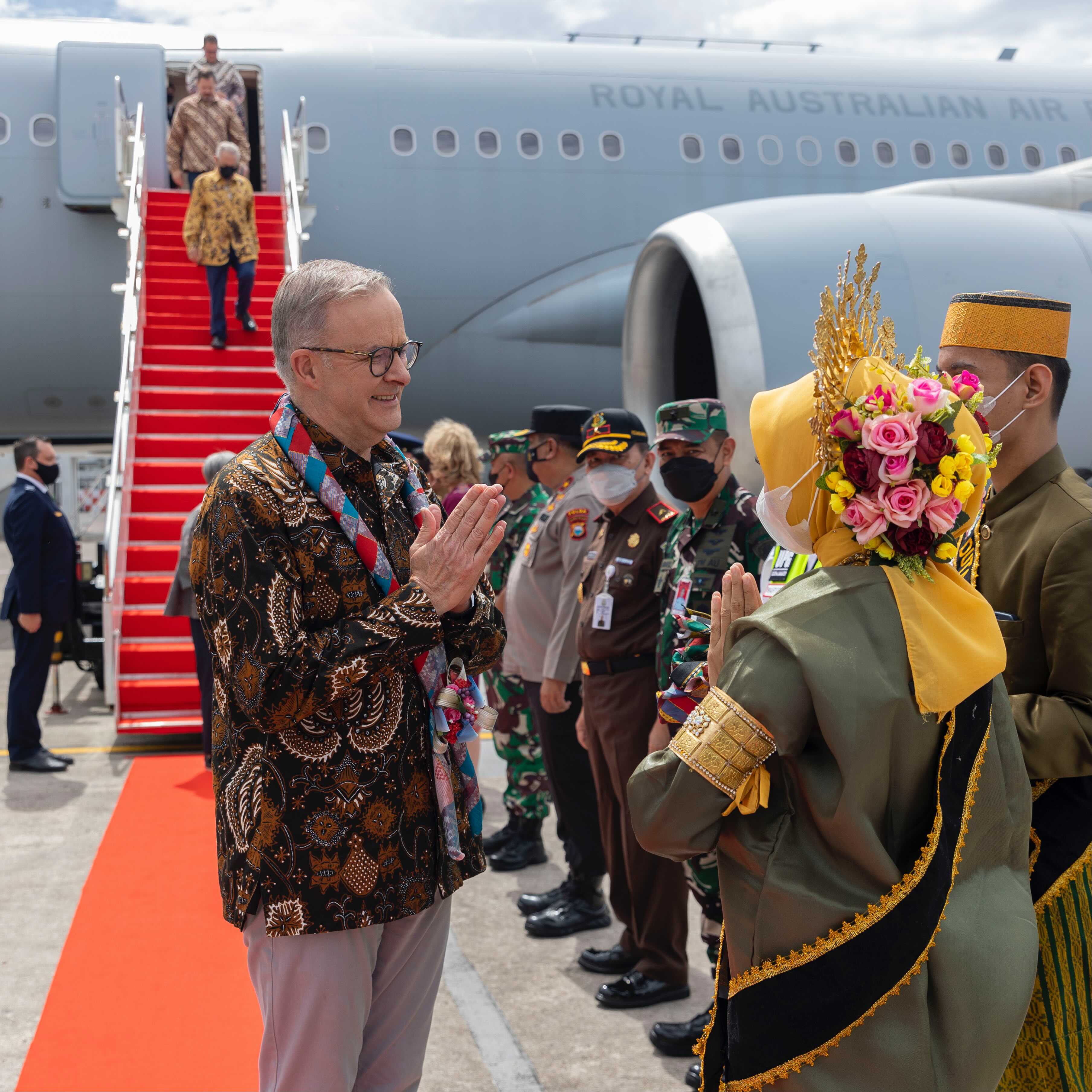 PM Anthony Albanese wearing Indonesian batik as he arrived in Makassar City on Tuesday, 7 June 2022.