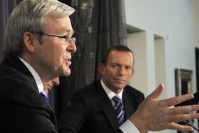 Kevin Rudd and Tony Abbott faced off at the National Press Club. (AAP: Alan Porritt)